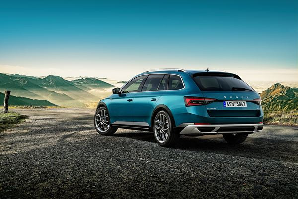 La Skoda Superb Scout off-road bénéficie d'une transmission intégrale