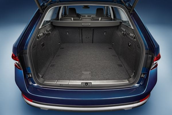La Skoda Superb Scout off-road bénéficie d'une transmission intégrale