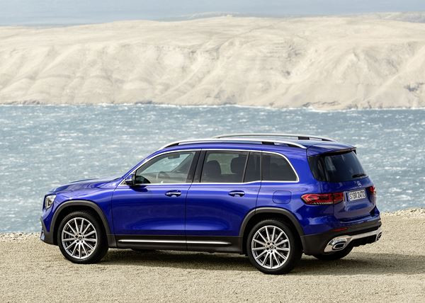 Le SUV de taille moyenne Mercedes GLB peut accueillir sept personnes