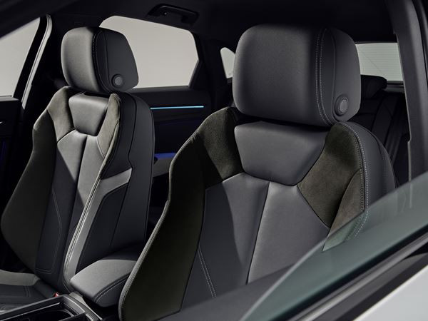 Le SUV coupé Audi Q3 Sportback se singularise par une ligne de toit plongeante