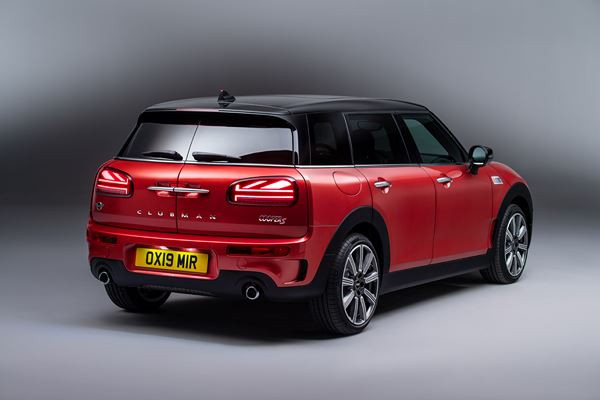 Le Mini Clubman restylé affiche un style unique dans le segment des compactes