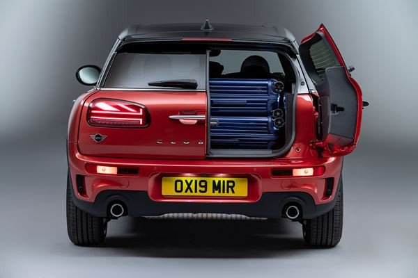 Le Mini Clubman restylé affiche un style unique dans le segment des compactes