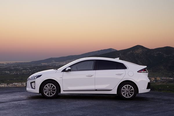 La Hyundai Ioniq electric restylée bénéficie d'une batterie de 38,3 kWh
