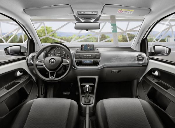 La mini-citadine Skoda Citigoe iV se décline en version électrique