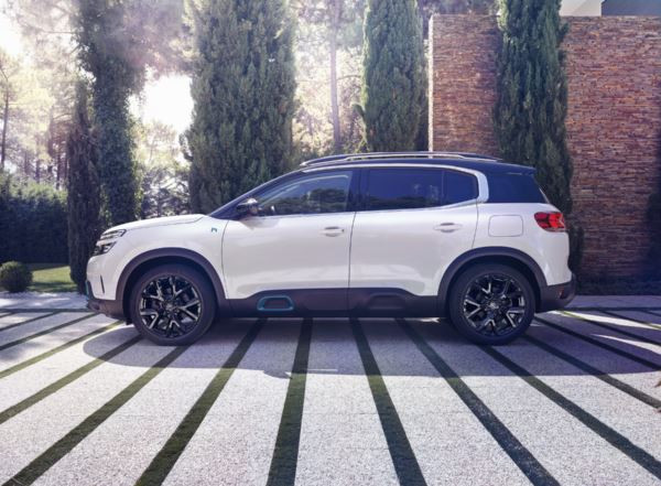 Le SUV Citroën C5 Aircross Hybrid peut parcourir 50 km en mode électrique