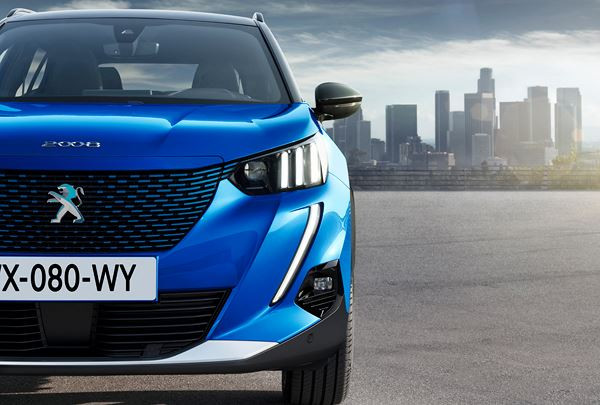Le SUV électrique Peugeot e-2008 assure une autonomie de 310 km WLTP