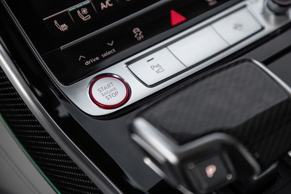 L'Audi S8 embarque un moteur 4.0 TFSI V8 biturbo de 571 ch