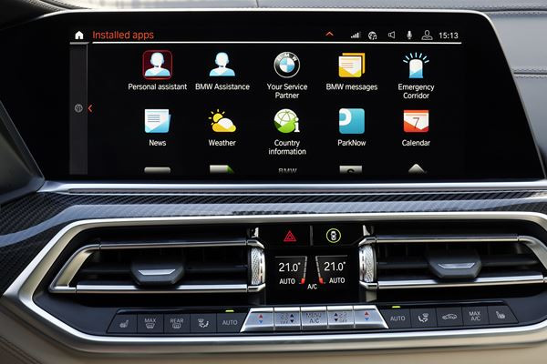 La troisième génération du SAC BMW X6 adopte des proportions athlétiques