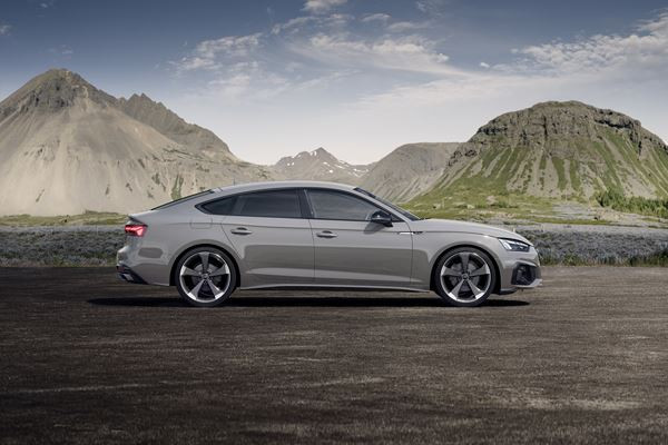 L’Audi A5 Sportback présente un look sportif plus marqué