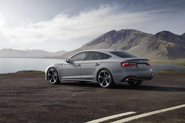 L’Audi A5 Sportback présente un look sportif plus marqué