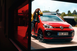 La Volkswagen up! 2.0 restylée met l'accent sur la connectivité et la sécurité