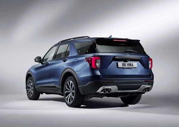 Le SUV familial sept places Ford Explorer traverse l'Atlantique en hybride rechargeable