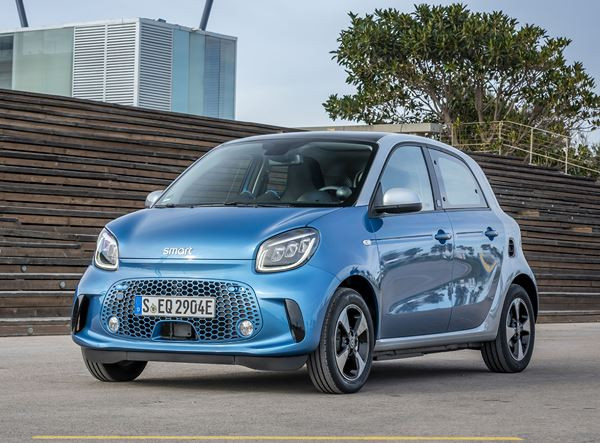 La smart EQ forfour s'offre un design extérieur légèrement remanié