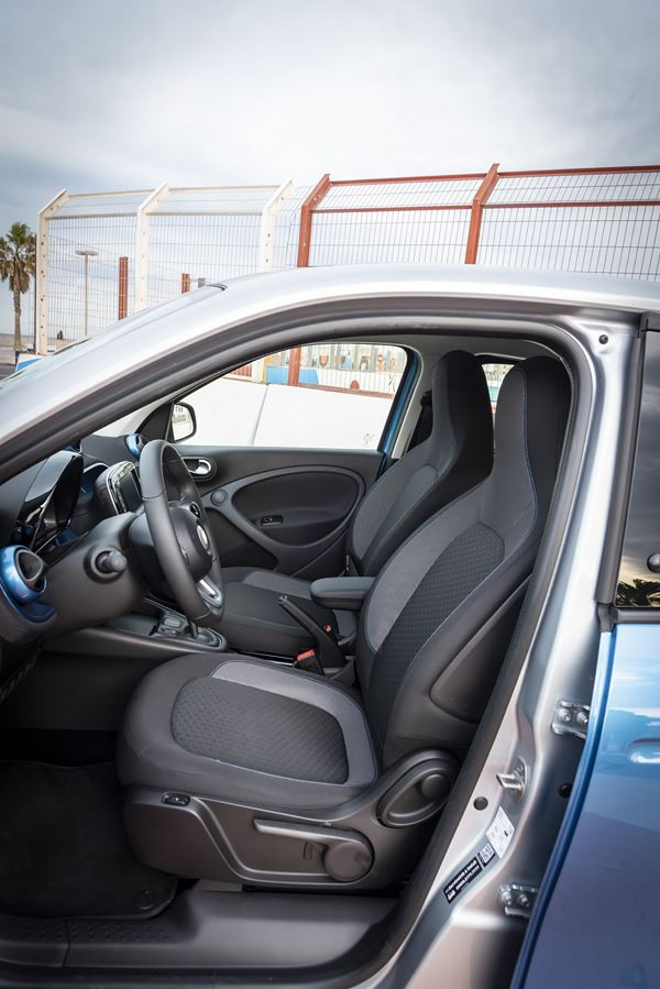 La smart EQ forfour s'offre un design extérieur légèrement remanié