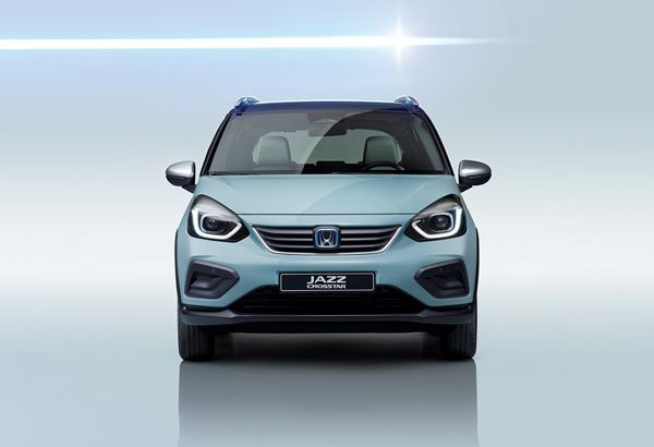 Le crossover Honda Jazz Crosstar hybride embarque deux moteurs électriques