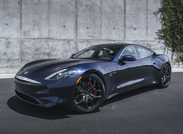 La Karma Revero électrique est propulsée par deux moteurs électriques