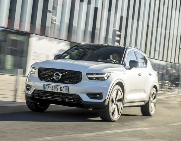 Le Volvo XC40 hybride rechargeable T5 Recharge parcourt jusqu'à 50 km en électrique