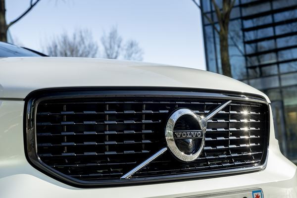 Le Volvo XC40 hybride rechargeable T5 Recharge parcourt jusqu'à 50 km en électrique