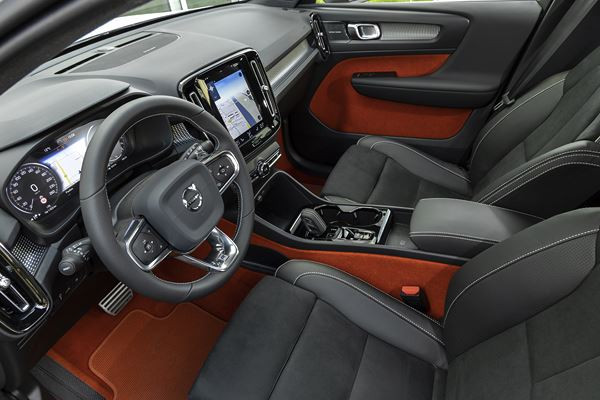 Le Volvo XC40 hybride rechargeable T5 Recharge parcourt jusqu'à 50 km en électrique