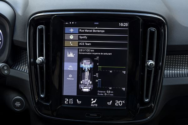 Le Volvo XC40 hybride rechargeable T5 Recharge parcourt jusqu'à 50 km en électrique