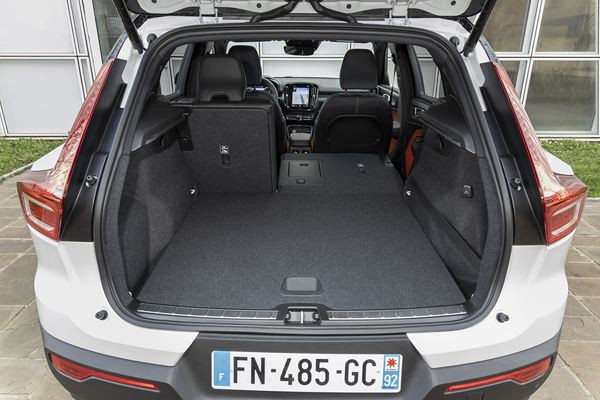 Le Volvo XC40 hybride rechargeable T5 Recharge parcourt jusqu'à 50 km en électrique