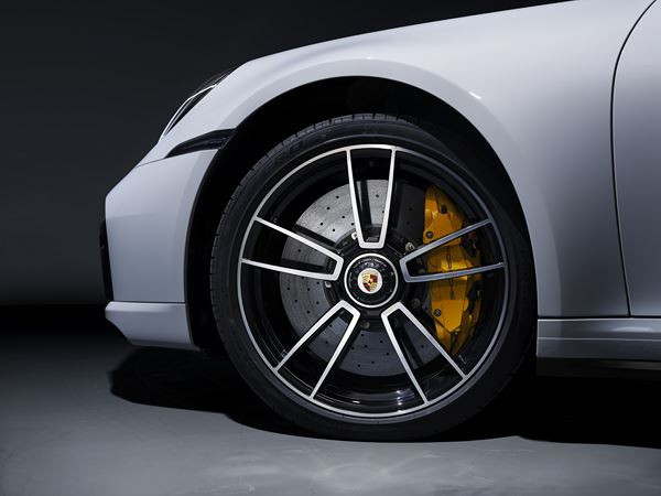La Porsche 911 Turbo S Coupé développe une puissance de 650 ch
