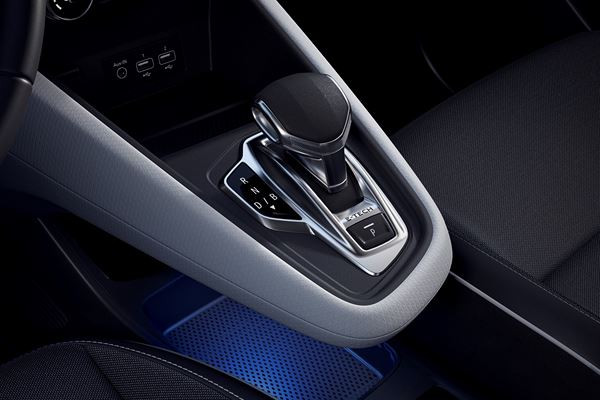 Le Renault Captur E-Tech Plug-in embarque une boîte de vitesses multimodes à crabots
