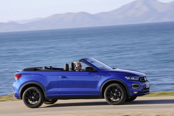 Volkswagen T-Roc Cabriolet : un crossover compact pour rouler cheveux au vent
