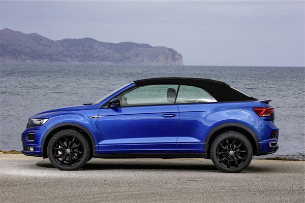 Volkswagen T-Roc Cabriolet : un crossover compact pour rouler cheveux au vent