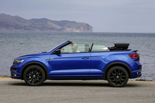 Volkswagen T-Roc Cabriolet : un crossover compact pour rouler cheveux au vent