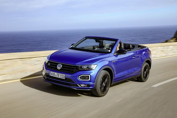 Volkswagen T-Roc Cabriolet : un crossover compact pour rouler cheveux au vent