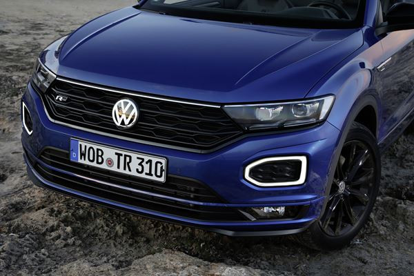 Volkswagen T-Roc Cabriolet : un crossover compact pour rouler cheveux au vent