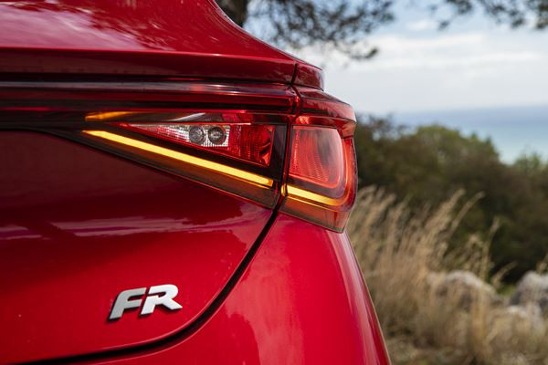 La Seat Leon adopte sur une face avant déterminée avec un aspect tridimensionnel