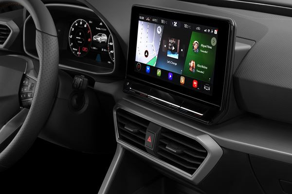La Seat Leon adopte sur une face avant déterminée avec un aspect tridimensionnel