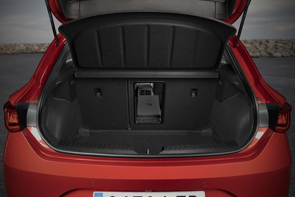 La Seat Leon adopte sur une face avant déterminée avec un aspect tridimensionnel