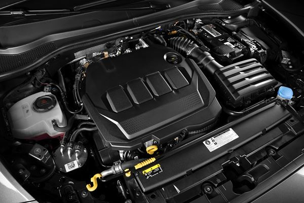 La Seat Leon adopte sur une face avant déterminée avec un aspect tridimensionnel