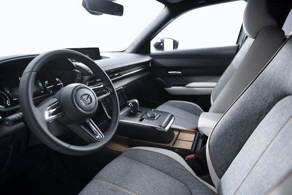 Le Mazda MX-30 électrique revendique une autonomie WLTP de 200 km