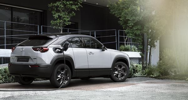 Le Mazda MX-30 électrique revendique une autonomie WLTP de 200 km