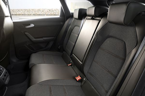 Le break compact Seat Leon Sportstourer adopte une silhouette déterminée