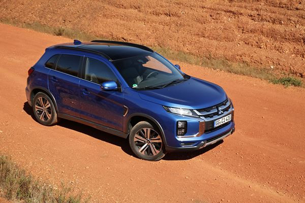 Le SUV compact Mitsubishi ASX affiche un style extérieur robuste