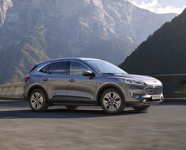 Le SUV de taille intermédiaire Ford Kuga affiche des lignes dynamiques