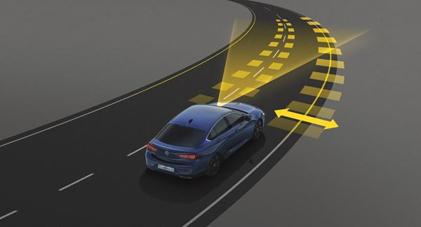 L'Opel Insignia Sports Tourer reçoit une calandre chromée avec des lamelles