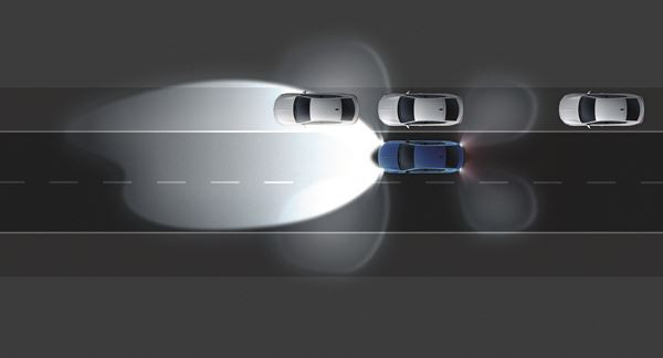 L'Opel Insignia Sports Tourer reçoit une calandre chromée avec des lamelles