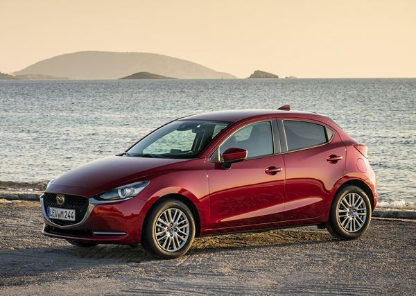 La Mazda 2 restylée affiche les attributs stylistiques du design Kodo