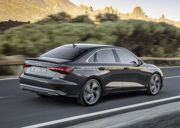 Audi A3 Berline: une berline compacte à coffre aux lignes latérales prolongées