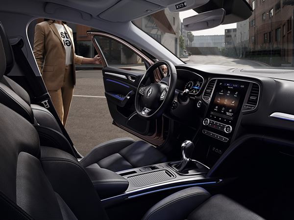 La berline compacte Renault Mégane restylée évolue par petites touches