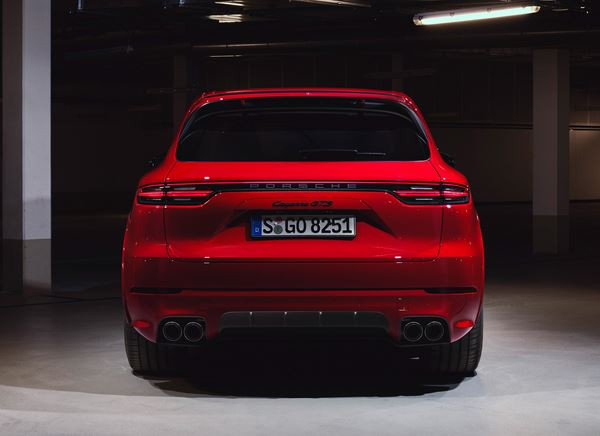 Le Porsche Cayenne GTS embarque un V8 biturbo de quatre litres de 460 ch