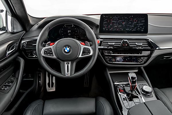 La berline hautes performances BMW M5 Competition atteint les 100 km/h en 3,3 s