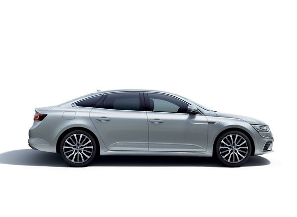 La berline de taille intermédiaire Renault Talisman affiche un design plus affirmé