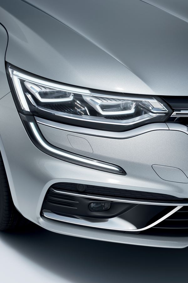 La berline de taille intermédiaire Renault Talisman affiche un design plus affirmé